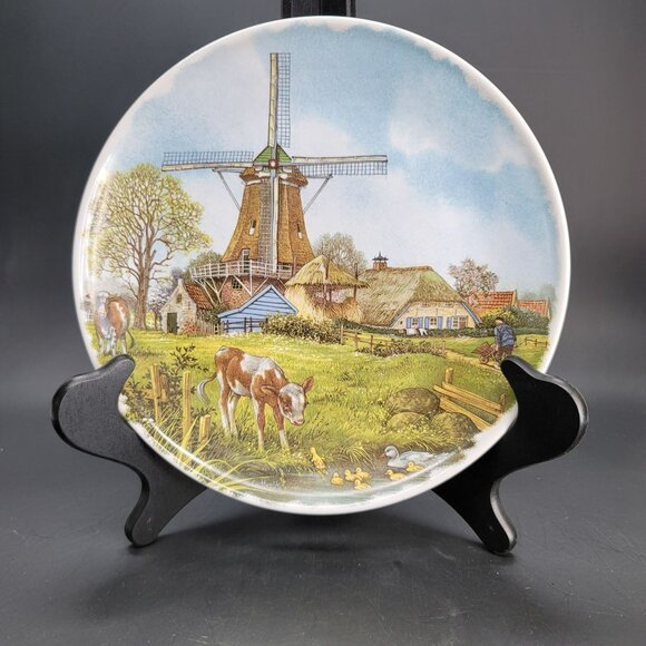 Van Hunnik Collection Decorative Plate With Windmill & Farm Scene 9.5" VL1002 - Picture 1 of 4